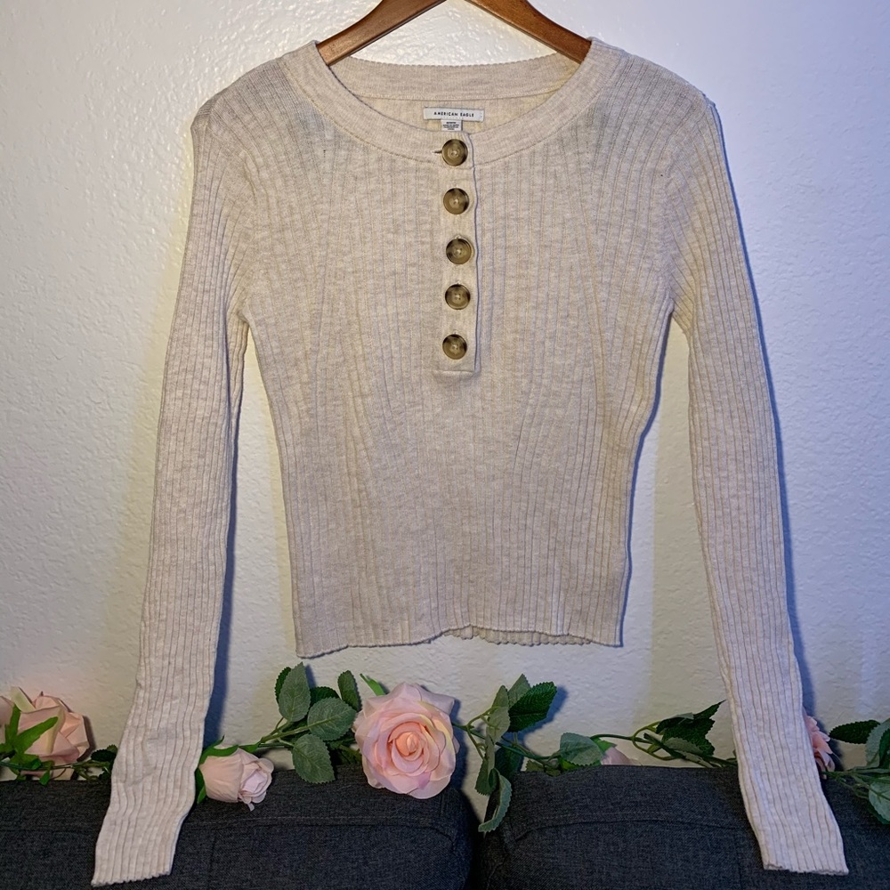 American Eagle Long Sleeve